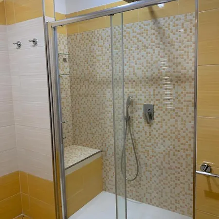 Apartment Casa Virai